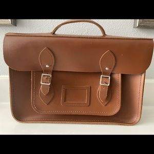 15 Inch Classic Batchel in Leather - Vintage